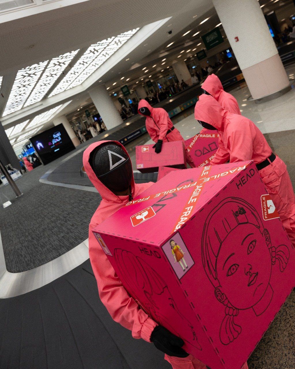 نتفليكس تروج للموسم الثانى من Squid Games بطريقة مختلفة.. صور