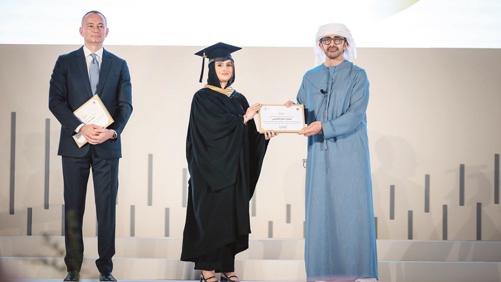 عبدالله بن زايد: العمل من أجل الوطن فخر للجميع