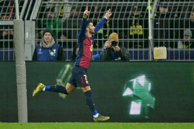 دوري أبطال أوروبا: ثنائية توريس تمنح برشلونة فوزا مثيرا على دورتموند