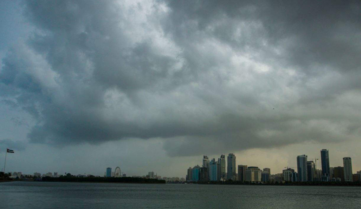 الامارات | غداً فرصة لسقوط الأمطار