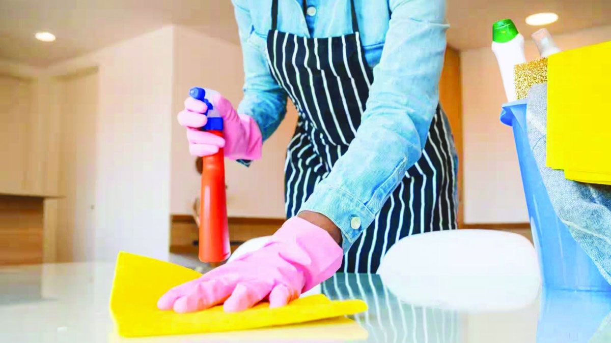 الامارات | موظفون سابقون في مكاتب استقدام العمالة يروجون لـ «عروض وهمية»