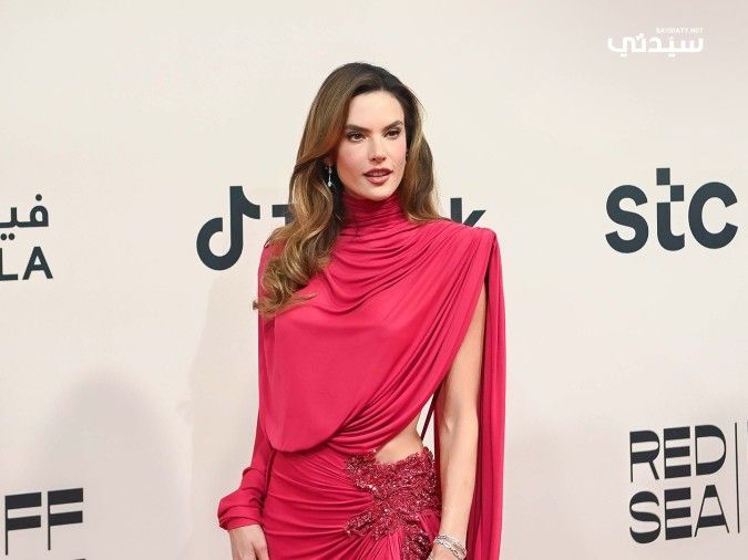 أجمل الصيحات الجمالية التي تألقت بها النجمات في ختام مهرجان البحر الأحمر السينمائي 2024