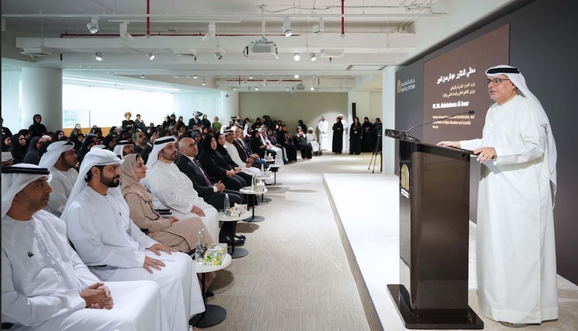 الامارات | "العور": 120 ألف مواطن ومواطنة يعملون في 23 ألف شركة بـ"القطاع الخاص"