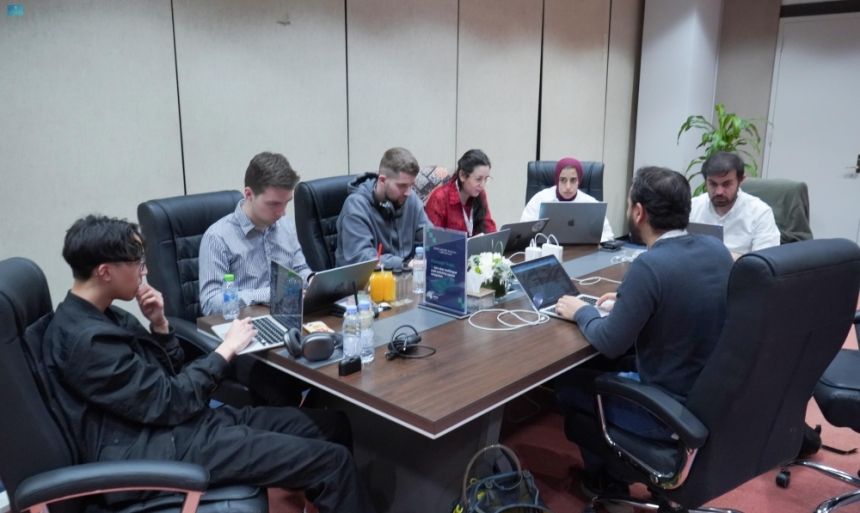 مدرسة "سدايا" الشتوية.. تنافس 90 باحثًا تقنيًا من 18 دولة