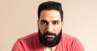 المطرب أكمل رسلان يعلن وفاة شقيقه أحمد