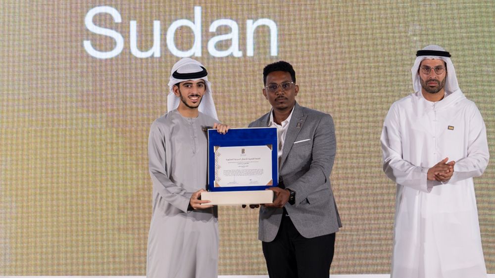 برعاية حمدان بن زايد.. راشد بن حمدان بن زايد يكرِّم الفائزين بجائزة «سرد الذهب 2024»