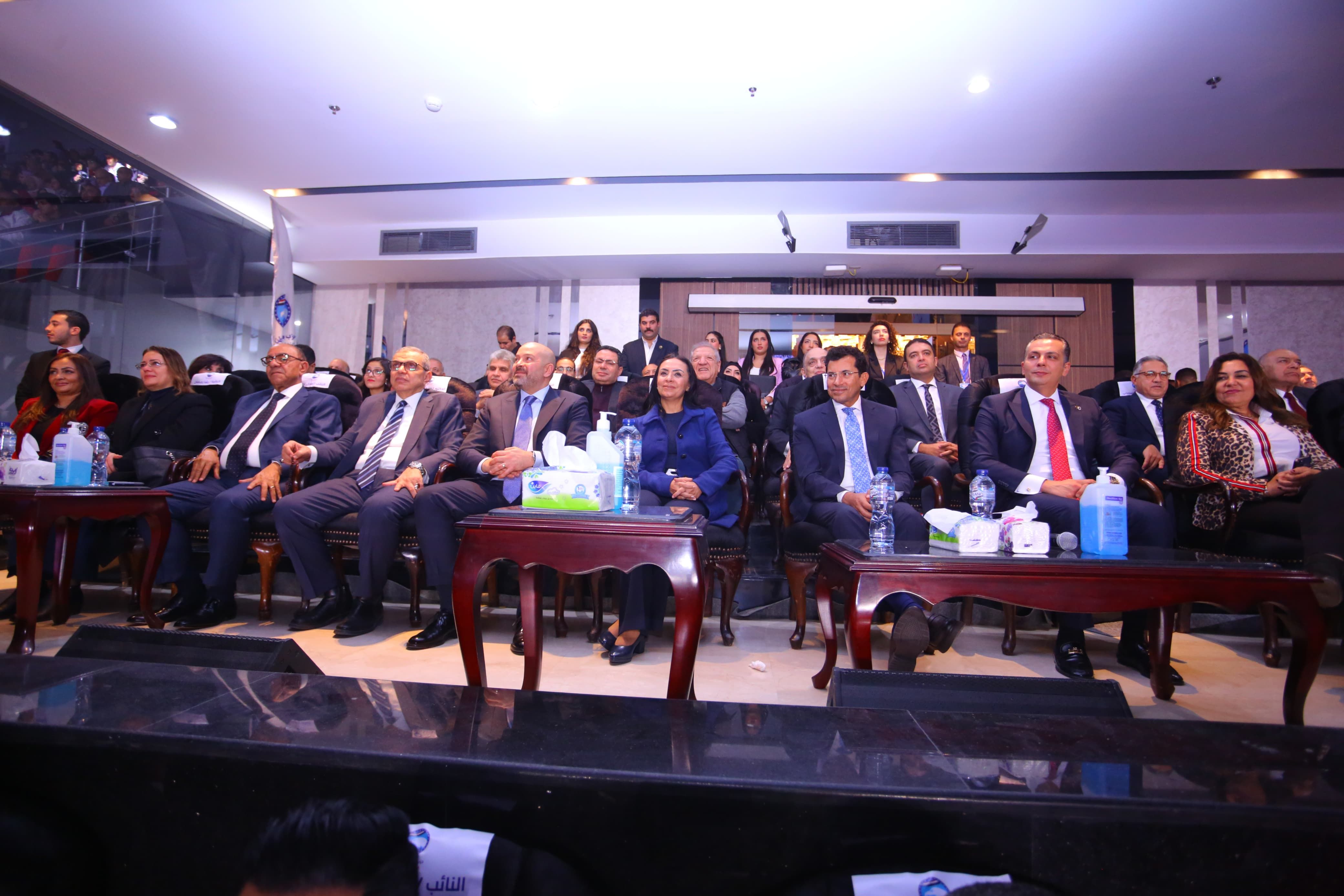 مستقبل وطن يجهز 1000 عروسة من فتيات محافظة الجيزة بحضور وزراء وقيادات الأمانة المركزية