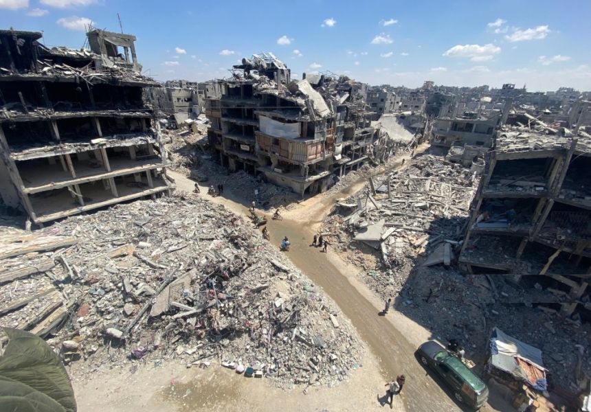 مجلس التعاون يدين المجزرة المروعة بمخيم النصيرات في غزة