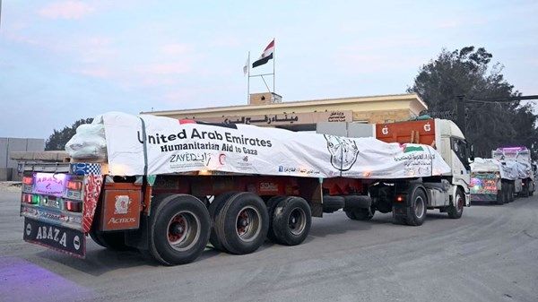 3 قوافل مساعدات إماراتية تصل إلى قطاع غزة ضمن «الفارس الشهم 3»
