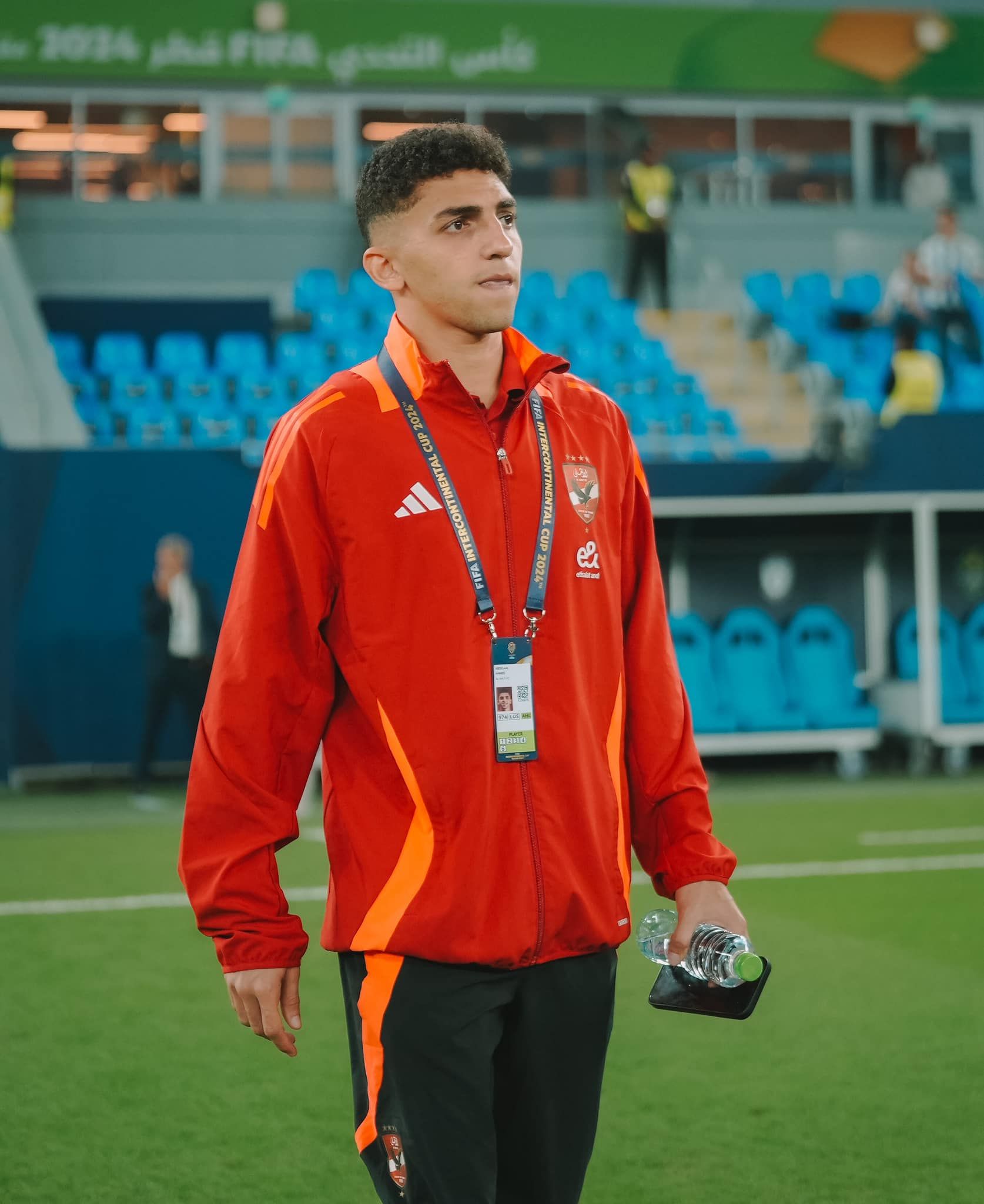 كولر ولاعبو الأهلي يعاينون ملعب 974 قبل مباراة باتشوكا.. صور