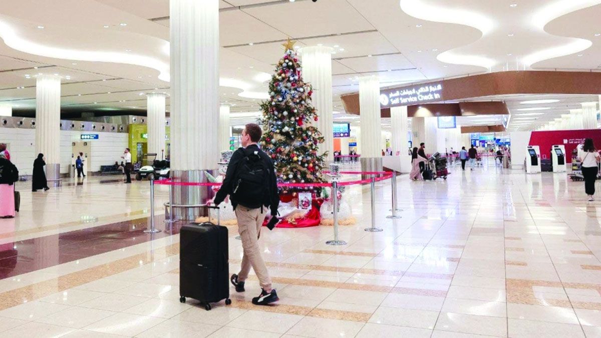 الامارات | «الخارجية» تحذر المواطنين  في الخارج من  ارتداء مقتنيات نادرة