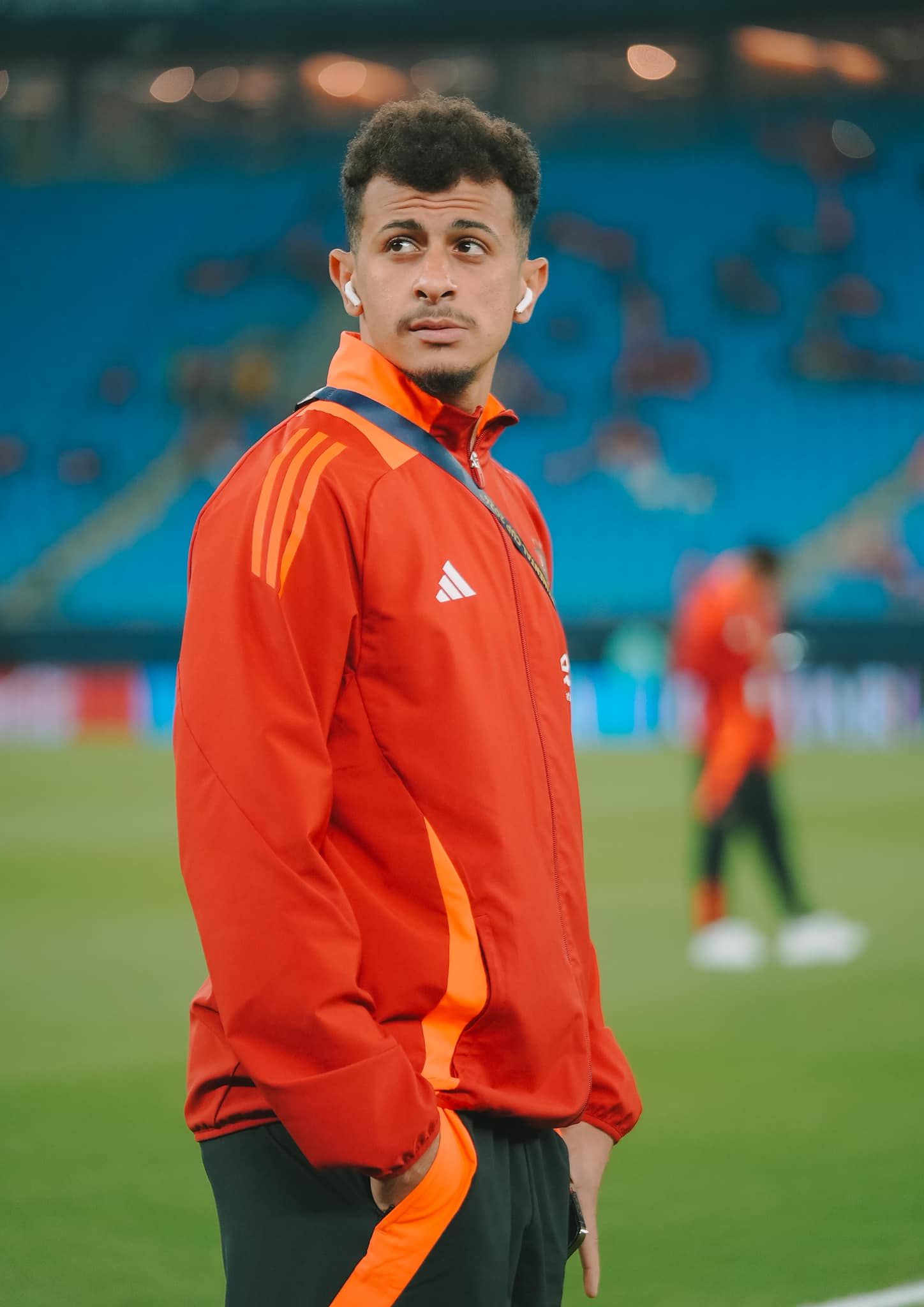 كولر ولاعبو الأهلي يعاينون ملعب 974 قبل مباراة باتشوكا.. صور
