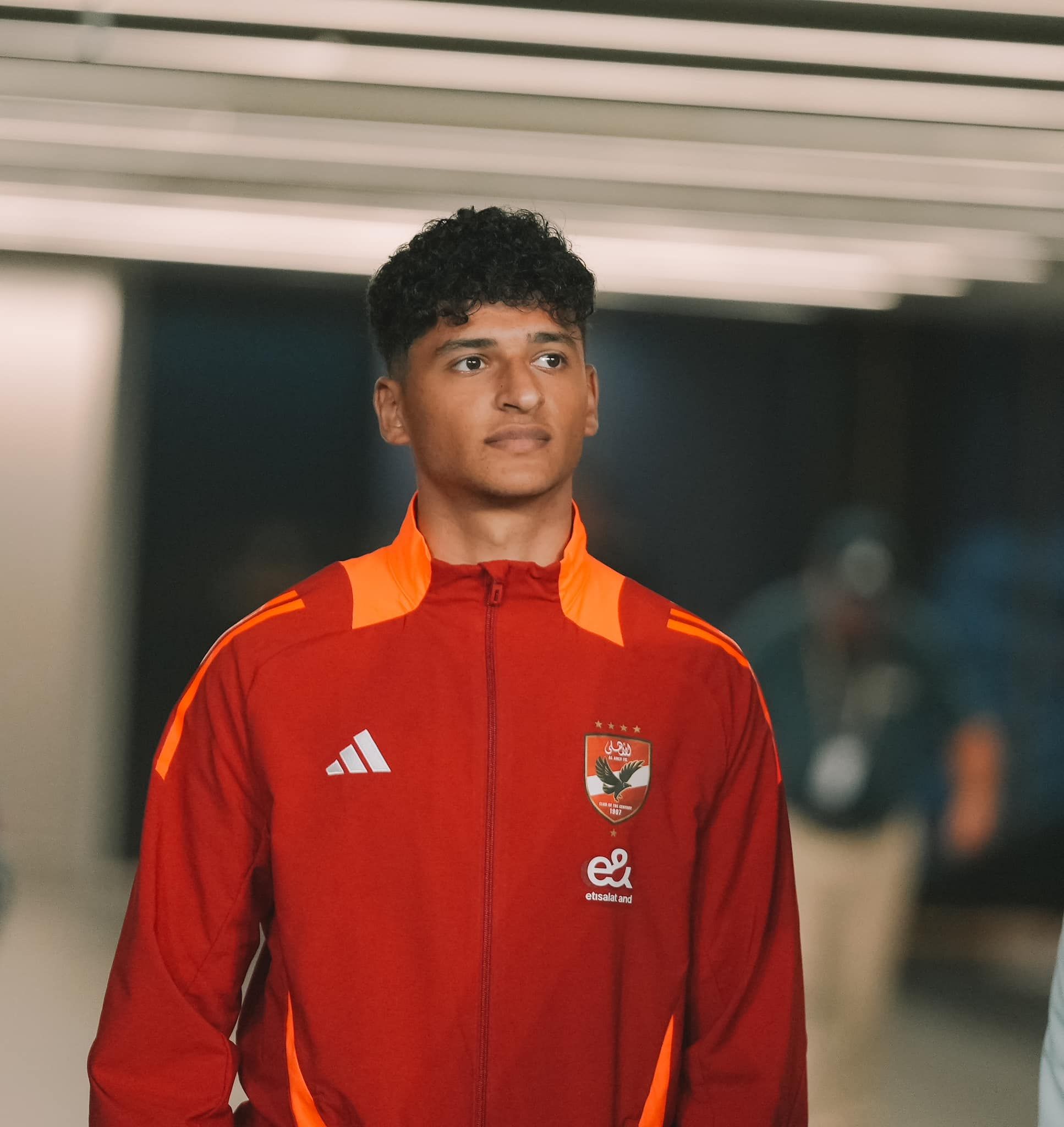 كولر ولاعبو الأهلي يعاينون ملعب 974 قبل مباراة باتشوكا.. صور