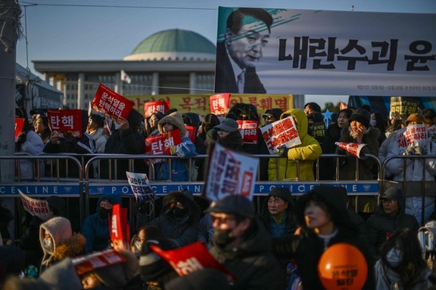 برلمان كوريا الجنوبية يصوت بعزل رئيس البلاد من منصبه