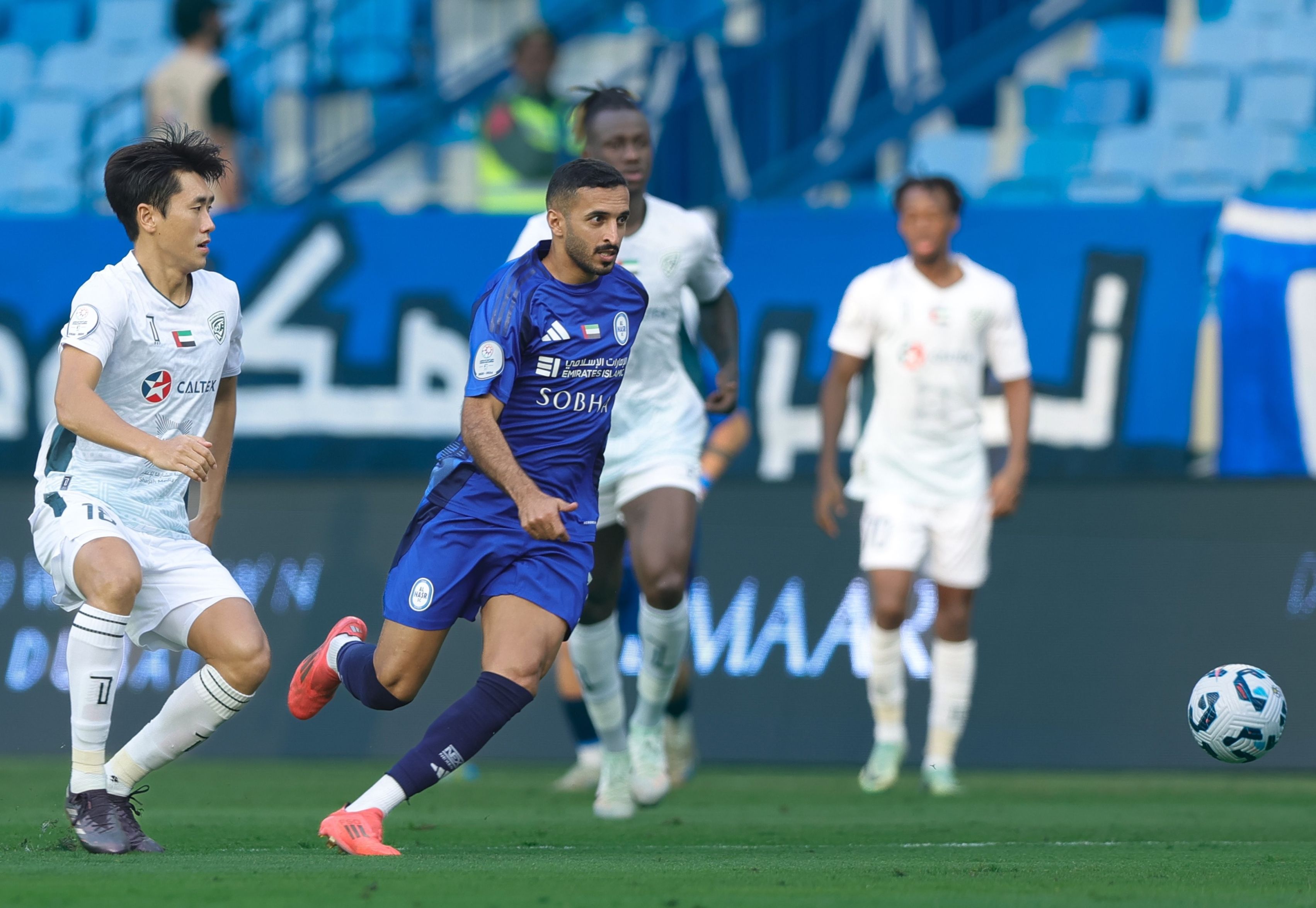 الامارات | هدف عالمي "مدهش" لنجم النصر علي مبخوت (فيديو)