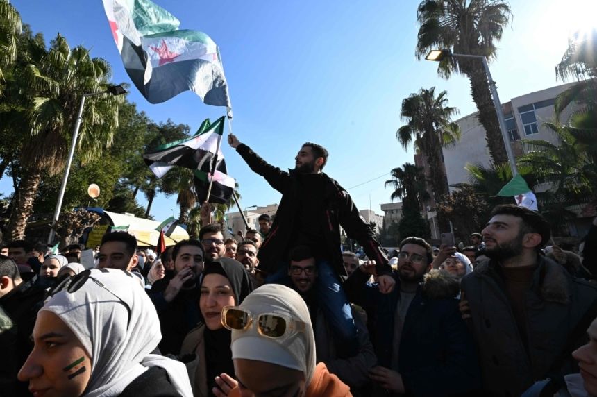 المبعوث الأممي إلى سوريا: ضرورة إطلاق عملية شاملة تضم الجميع