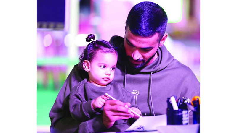 الامارات | «لوحة» على عين الأب