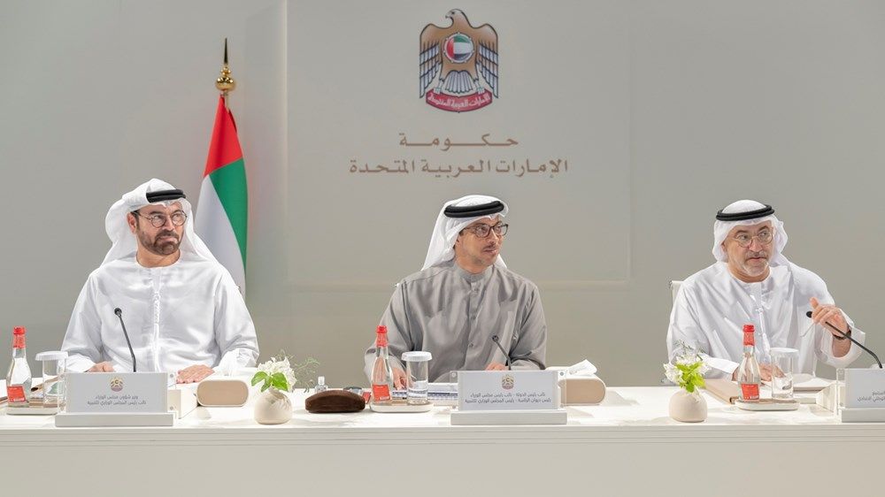 برئاسة منصور بن زايد.. «الوزاري للتنمية» يستعرض تقارير ومشاريع حكومية