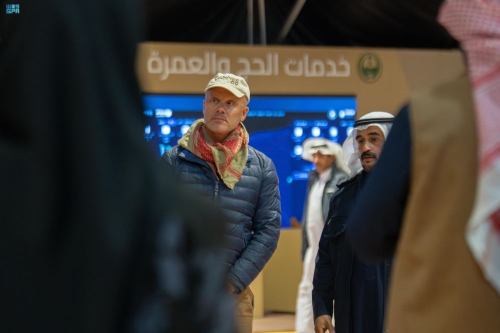 واحة الأمن.. سفراء 8 دول في ضيافة معرض الداخلية بمهرجان الإبل