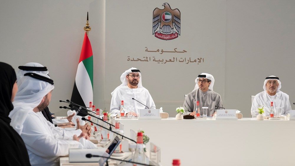 برئاسة منصور بن زايد.. «الوزاري للتنمية» يستعرض تقارير ومشاريع حكومية