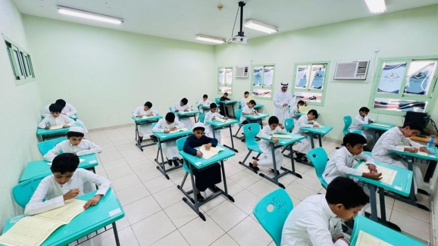 14 يومًا تفصل الطلاب عن اختبارات منتصف الفصل الدراسي الثاني