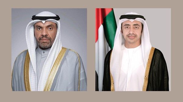 عبدالله بن زايد ووزير خارجية الكويت يبحثان التطورات في سوريا