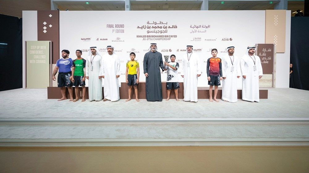 ولي عهد أبوظبي يشهد ختام منافسات النسخة الأولى من بطولة خالد بن محمد بن زايد للجوجيتسو