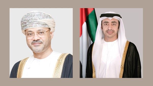 عبدالله بن زايد ووزير خارجية عُمان يبحثان التطورات في سوريا