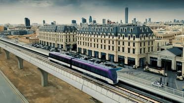 الخليج اليوم .. قطار الرياض يبدأ تشغيل المسارين الأحمر والأخضر.. اليوم