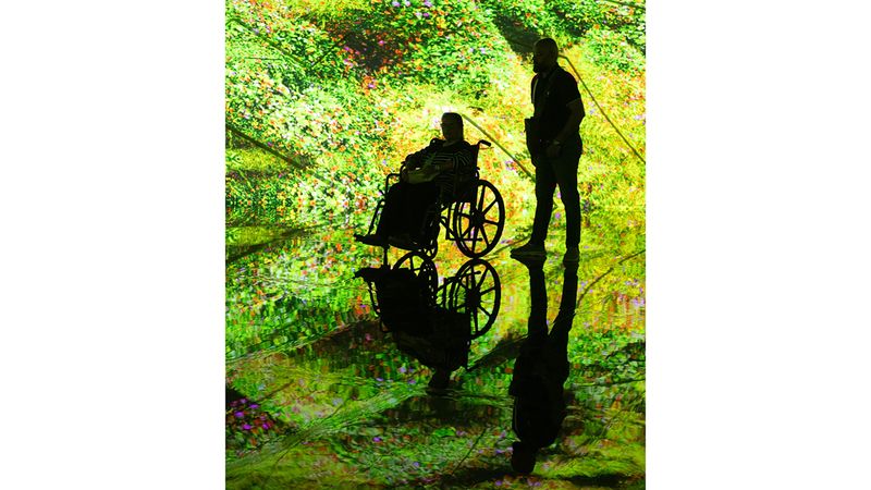 الامارات | «أحلام الأرض».. مكونات البيئة  بالذكاء الاصطناعي