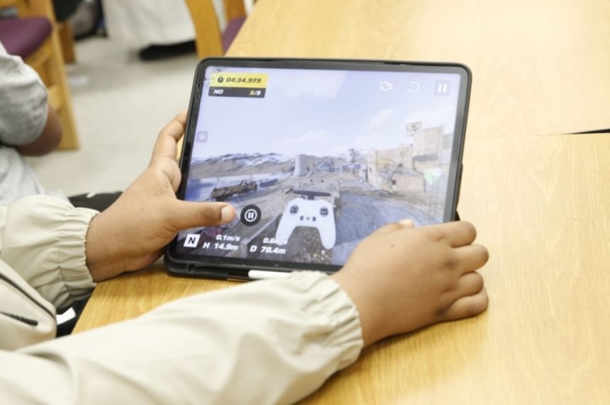 "صقور الدرون" يُؤهل الأيتام لسوق العمل في مجال التكنولوجيا