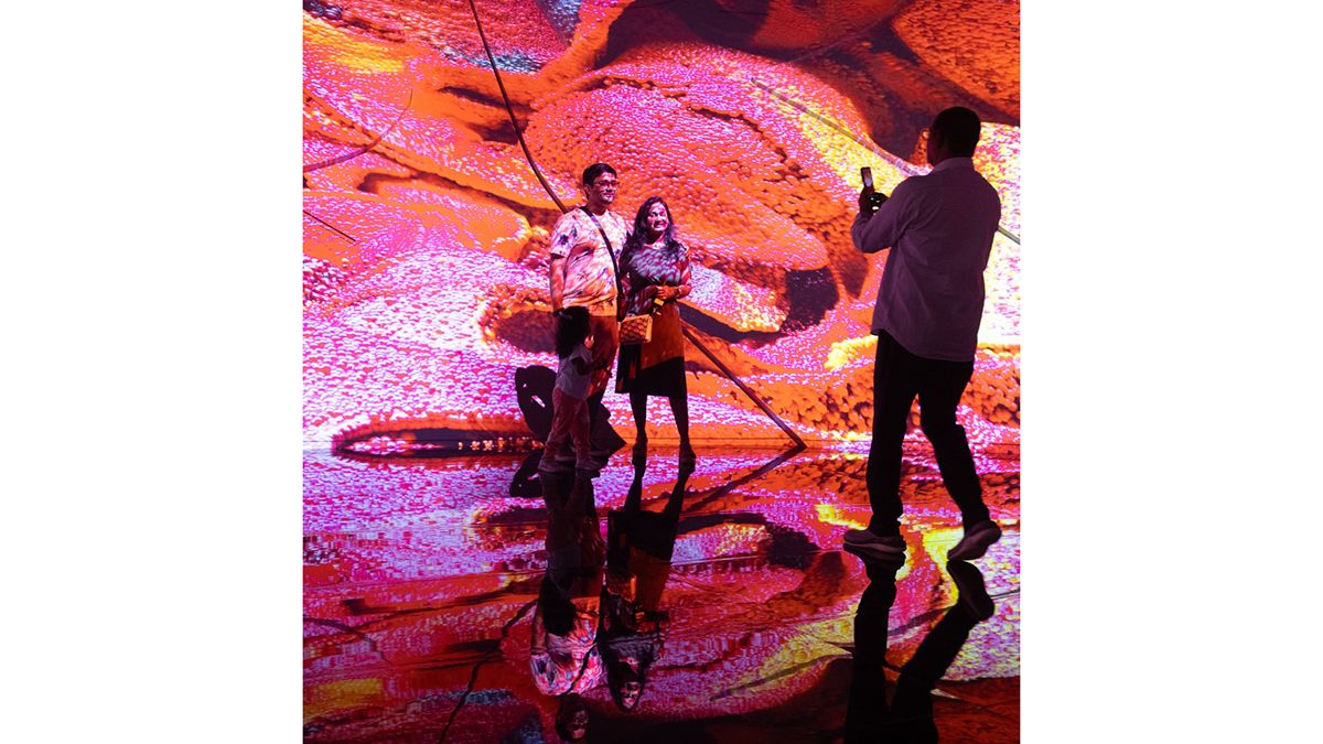 الامارات | «أحلام الأرض».. مكونات البيئة  بالذكاء الاصطناعي