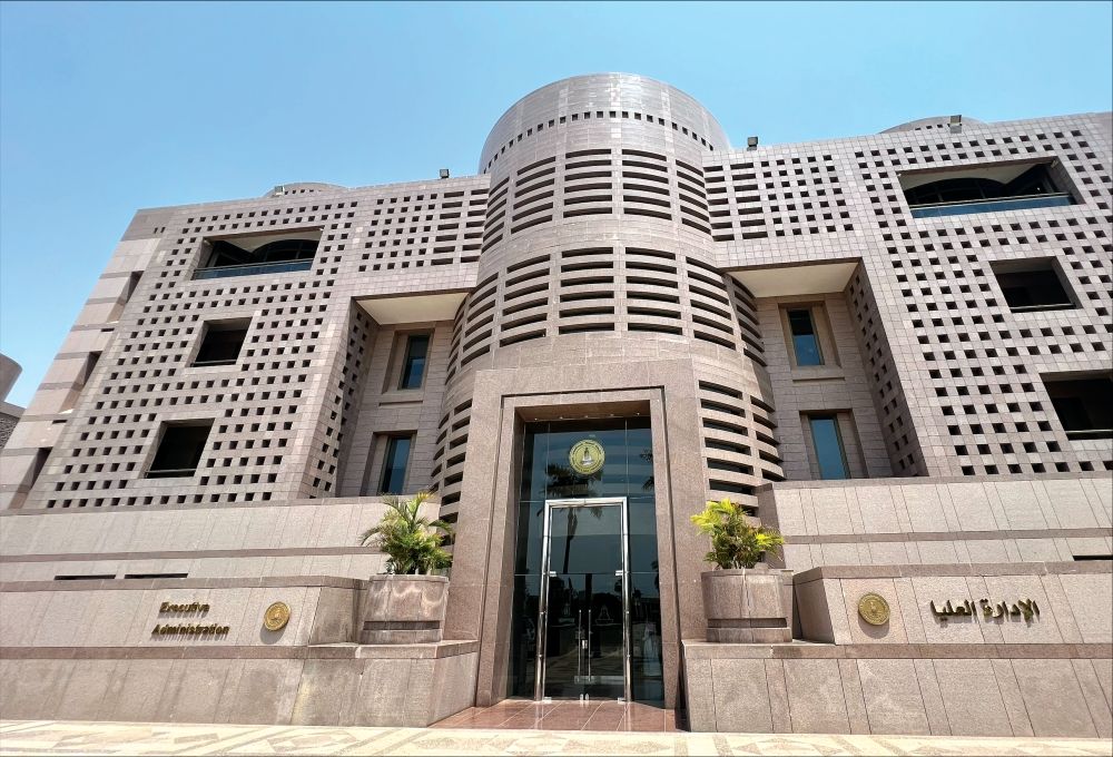 جامعة "المؤسس"..  الأولى خارج أمريكا الشمالية تحصد اعتماد "CAHME"