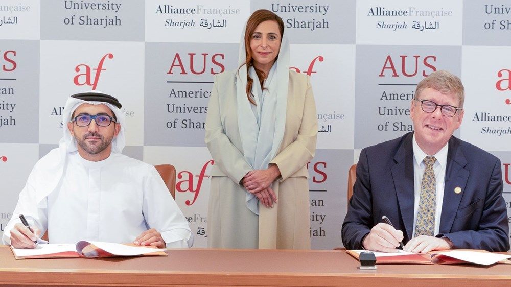 «أميركية الشارقة» و«الرابطة الفرنسية» توقعان مذكرة تفاهم