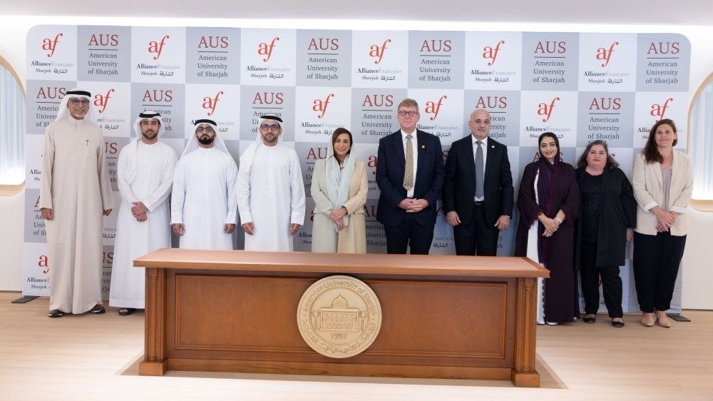 «أميركية الشارقة» و«الرابطة الفرنسية» توقعان مذكرة تفاهم