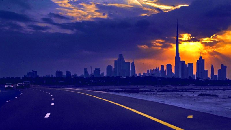 الامارات | غروب وغيوم في دبي