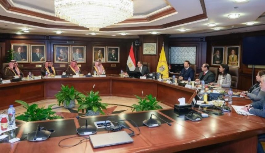 المملكة ومصر تناقشان تطوير التعاون في قطاعي الصناعة والتعدين
