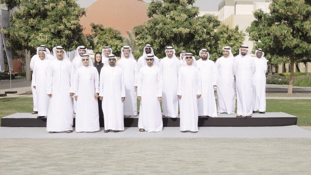 حمدان بن محمد: تطوير البنية التحتية والخدمات اللوجستية الذكية