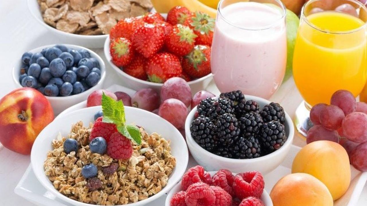 الامارات | هل تؤثر وجبة الفطور على صحة كبار السن؟