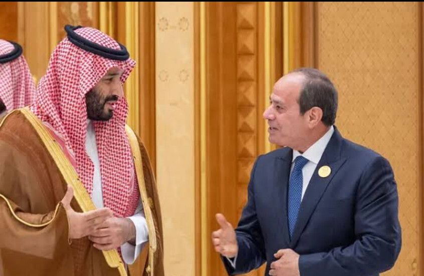 الخليج اليوم .. السيسي يوجه رسالة للسعودية