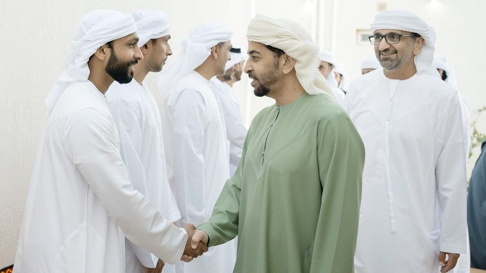 حمدان بن زايد: رئيس الدولة حريص على متابعة أحوال المواطنين