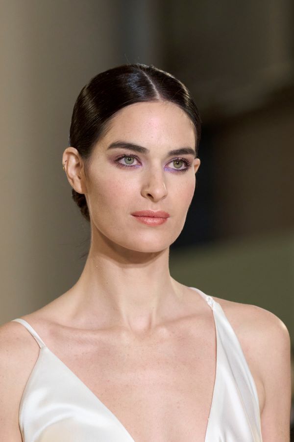 أكثر صيحات المكياج رواجاً في عام 2024 بحسب عروض الأزياء العالمية