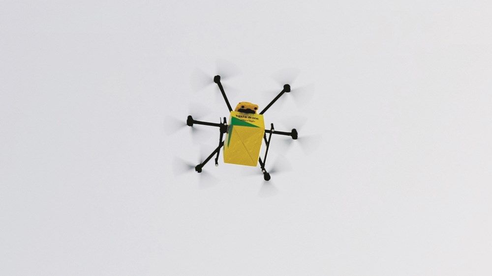 حمدان بن محمد: تطوير البنية التحتية والخدمات اللوجستية الذكية