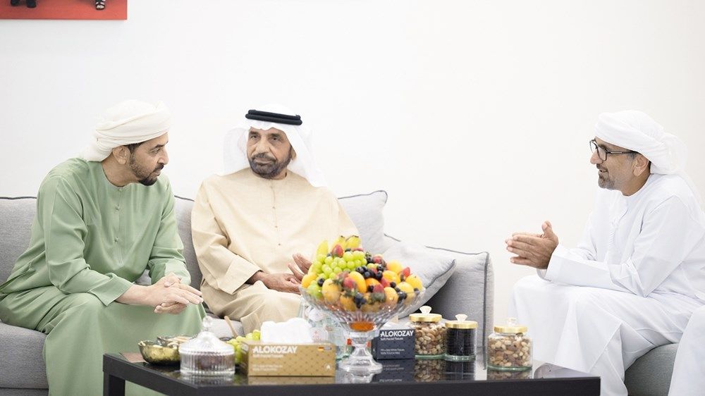 حمدان بن زايد: رئيس الدولة حريص على متابعة أحوال المواطنين