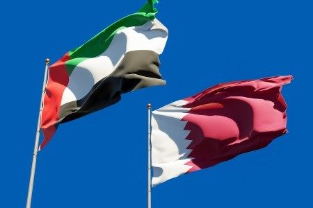 الإمارات تشارك قطر أفراحها باليوم الوطني