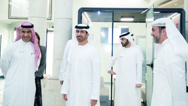 الامارات | «الغرفة الذكية» مشروع جديد يسهل تجربة المتعاملين بمحاكم دبي