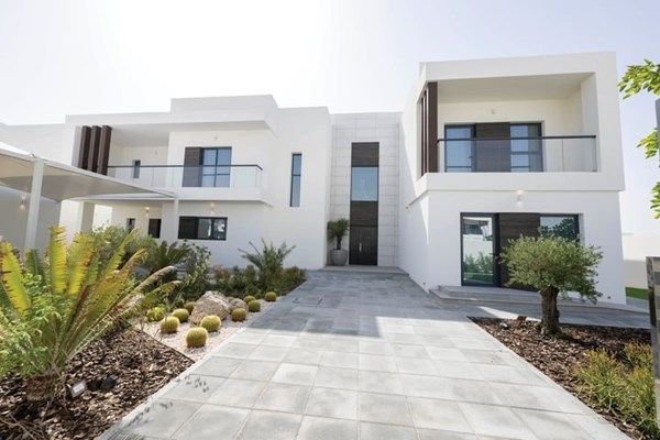 حصاد 2024.. الإمارات تحافظ على زخم مشاريع الإسكان الاتحادية والمحلية