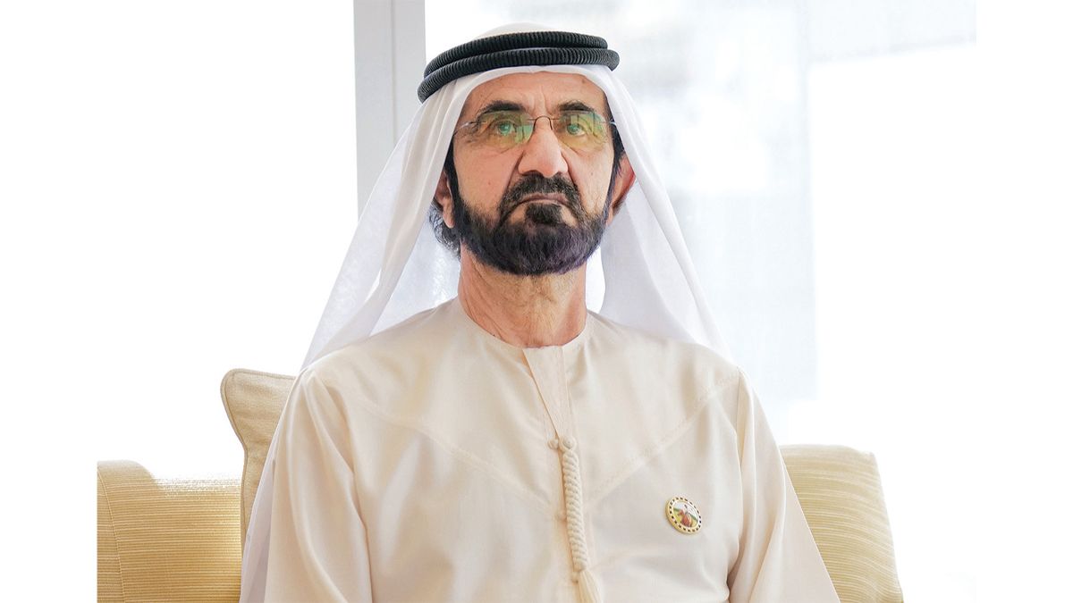 الامارات | محمد بن راشد يهنئ البروفيسور السوري أسامة خطيب لفوزه بـ «نوابغ العرب 2024»