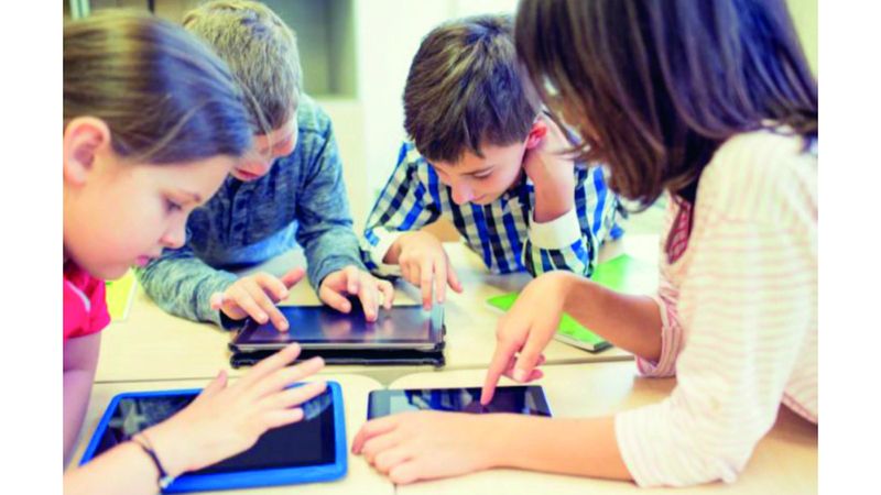 الامارات | %19 من الأطفال في الدولة يواجهون تهديدات رقميّة