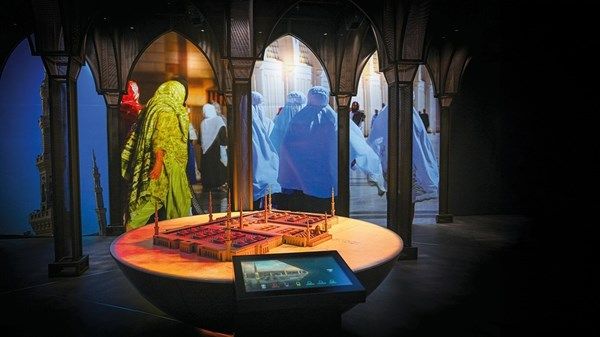 متحف "نور وسلام" أحدث الوجهات الثقافية في جامع الشيخ زايد الكبير